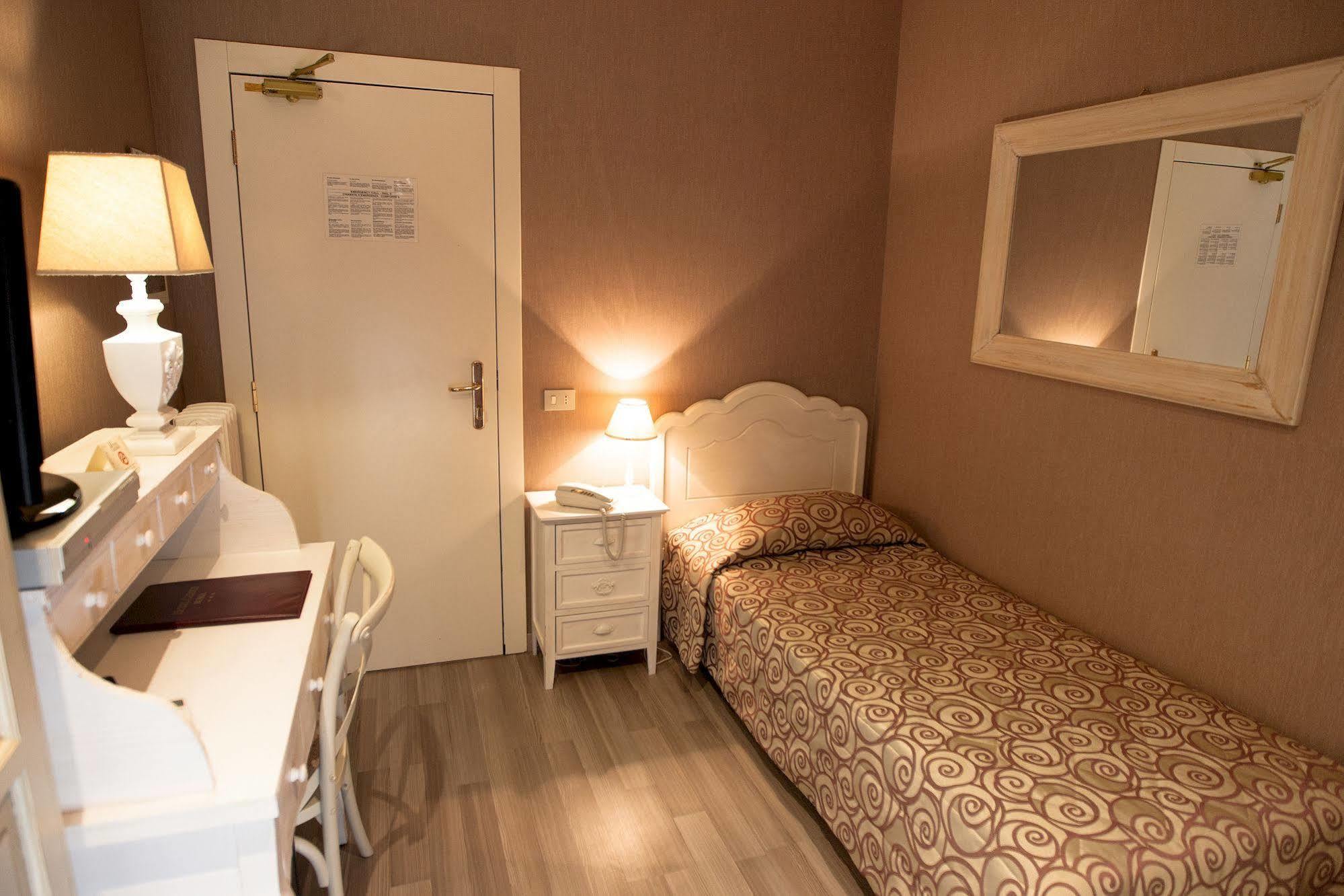 Hotel Gerber Roma Dış mekan fotoğraf